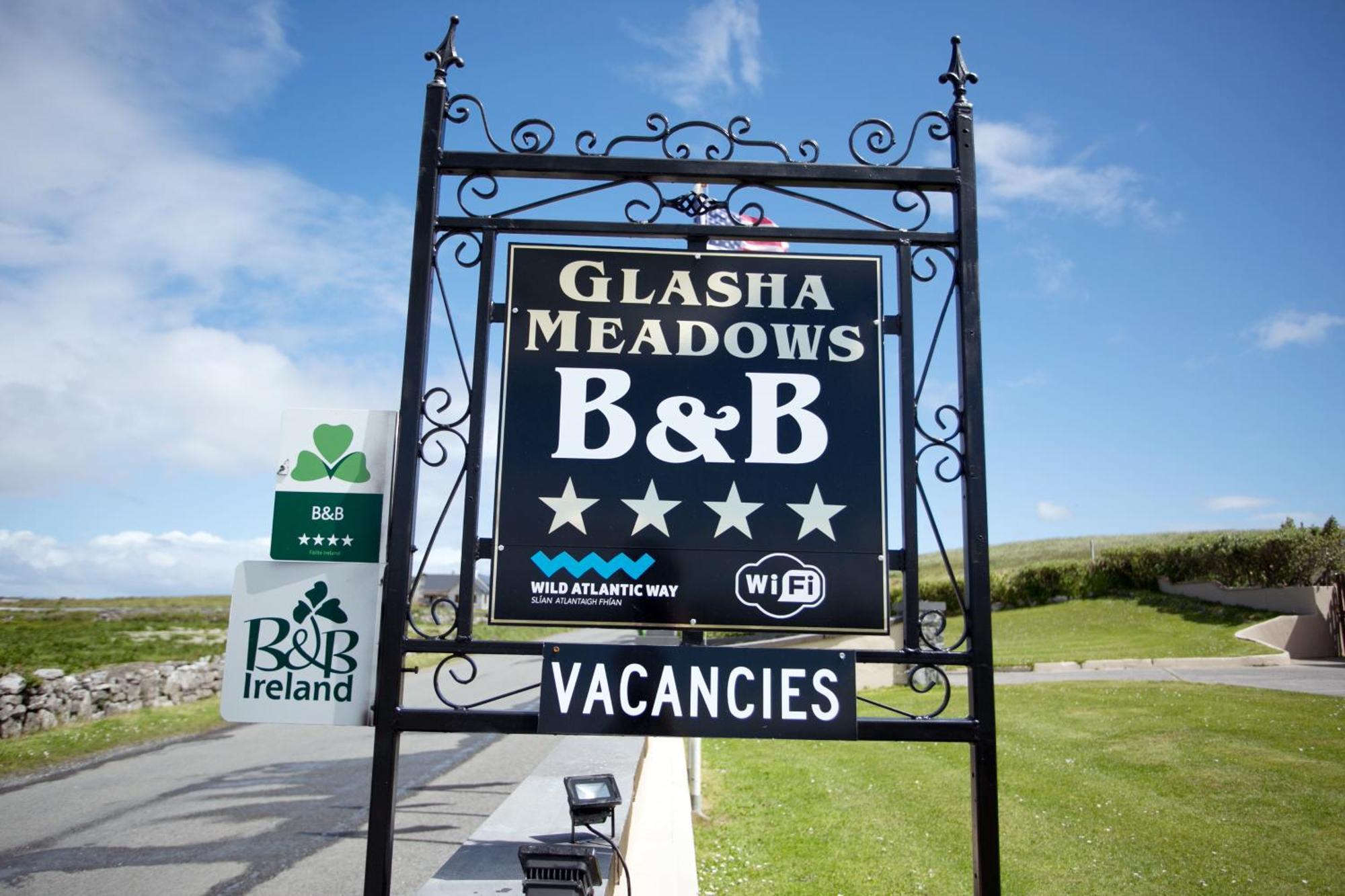 Glasha Meadows Accommodation Дулин Экстерьер фото