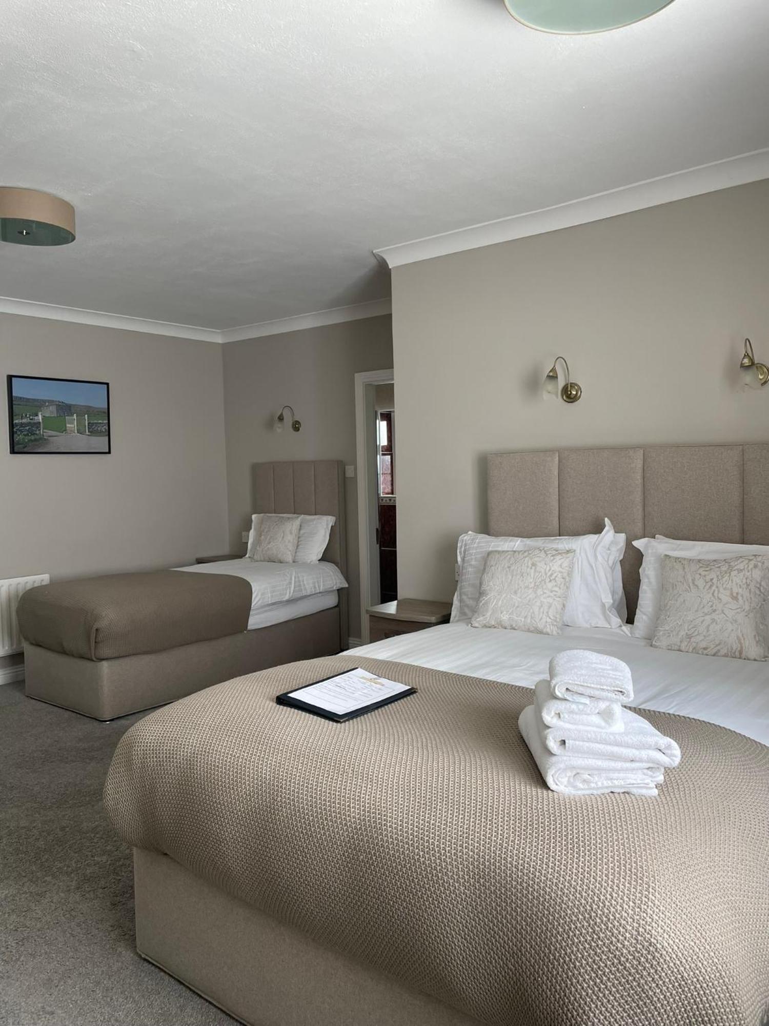 Glasha Meadows Accommodation Дулин Экстерьер фото
